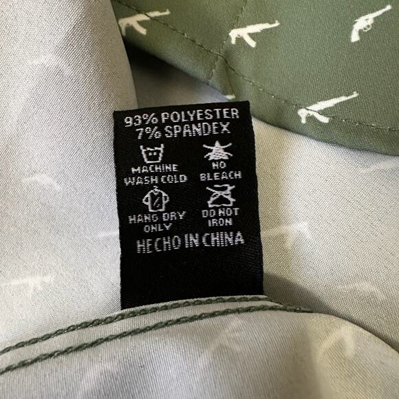 DIXXON High Caliber Party Shirt Sage Green Guns All Over Print NWT - Picture 9 of 10